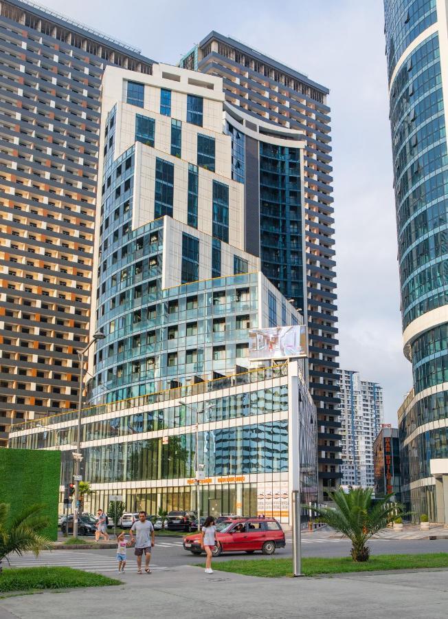 Entire Flat With City Skyline View - Two Bedrooms Batumi Exterior foto