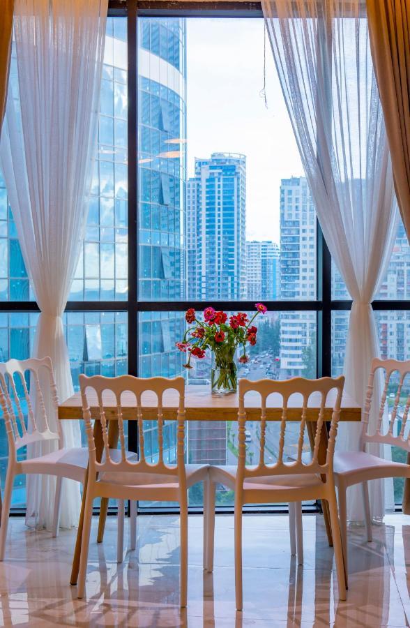 Entire Flat With City Skyline View - Two Bedrooms Batumi Exterior foto